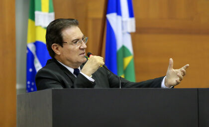 Para o deputado Dr. Gimenez, que é médico, falar em amamentação é tratar de saúde preventiva, porque ela é um dos mais efetivos e rentáveis investimentos sociais