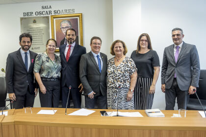 A instalação da Câmara ocorreu no dia 29 de outubro do ano passado, reunindo diversos representantes de entidades, como OAB, Fundação André e Lucia Maggi, Rotary e Defensoria Pública