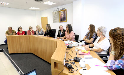 CST discute políticas públicas para mulheres em Várzea Grande