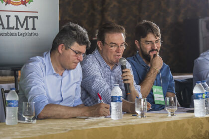 O deputado Dr. Gimenez disse que o enfrentamento aos problemas da região passa necessariamente pelo fortalecimento da agricultura familiar