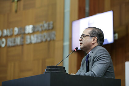 Deputado Paulo Araújo apresentou projeto de lei que visa dar proteção ao usuário