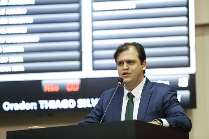 Thiago Silva na plenária