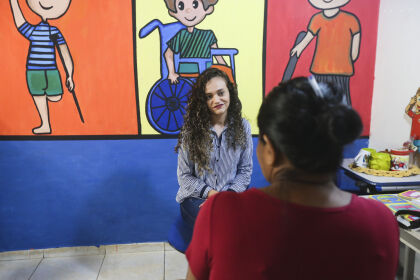 Psicóloga também orienta responsáveis por adolescentes