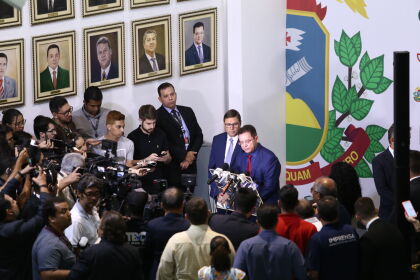 Coletiva de imprensa com o governador de Mato Grosso, Mauro Mendes