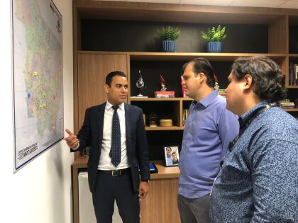 Thiago recebeu o presidente da Ager Fabio Calmon