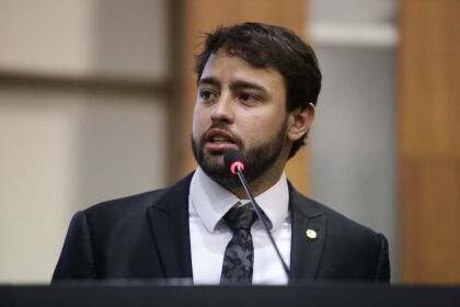 Deputado Ulysses Moraes é favorável à proposta que obriga presos a pagar as próprias despesas