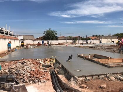 A meta física apresenta a quantidade de obras realizadas de janeiro a junho de 2020.