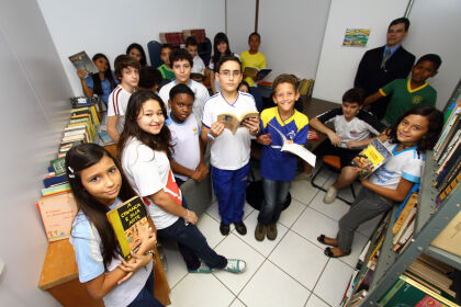 Jajah Neves quer implantar Programa Social de Literatura 
