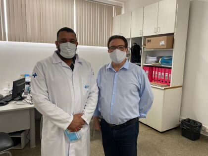 Dr. Gimenez participa de inauguração da nova ala para Covid-19 do Hospital de Cáceres