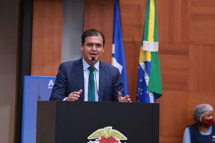 Thiago Silva pede apoio da bancada federal para pavimentação da BR-158