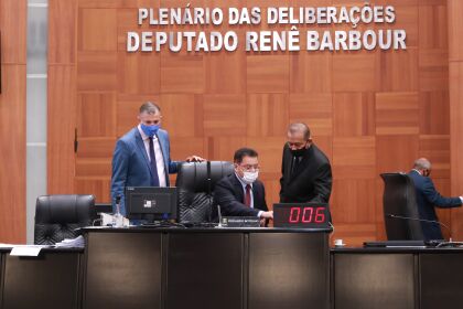 Sessão Plenária Matutina