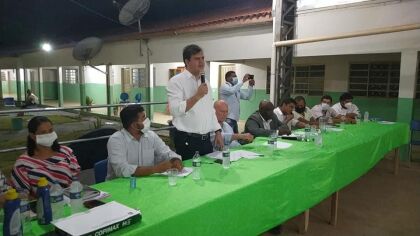 Thiago Silva participa de audiência pública no distrito de Santa Clara, em Vila Bela da Santíssima Trindade