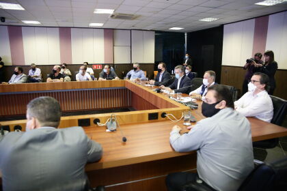 Assembleia Legislativa e Governo de Mato Grosso anunciam novas medidas de combate ao covid-19