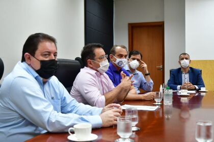 Vereadores de Rondonópolis pedem apoio para instalação de posto de vacinação