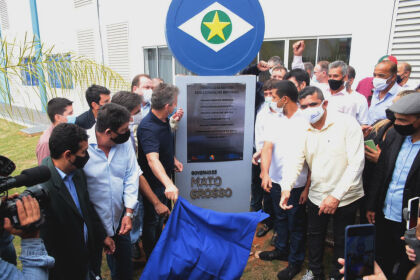 Deputados visitam obras da MT-240 e inauguração de escola em Tangará da Serra