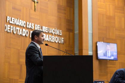 João Batista comemora anúncio de nomeação de parte dos aprovados em concurso da Politec