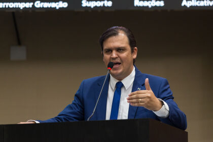 Thiago Silva defende a estadualização da BR-242