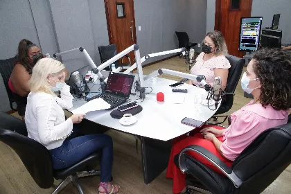 Programa Lugar de Mulher