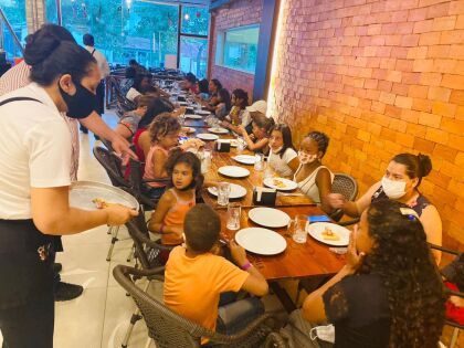 3º Dia da Pizza, para as crianças da comunidade Monte Sinai