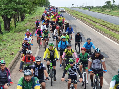 Pedal em prol de ciclovia Cuiabá-Leverger reuniu mais de 500 ciclistas