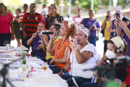 Roda de samba feminina presenteia mulheres no Parque das Águas nesta quarta-feira (09)