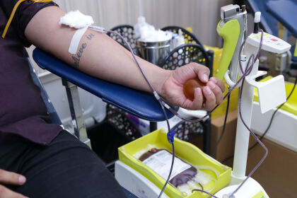 João Batista participa de campanha para estimular doação de sangue em Cuiabá
