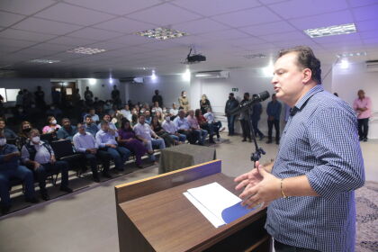 Max Russi articula e governo anuncia asfalto e drenagem em Cáceres