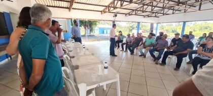Presidente Eduardo Botelho visita assentamento em Torixoréu