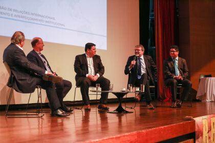 A Comissão de Relações Internacionais, Desenvolvimento e Aperfeiçoamento Institucional da Assembleia Legislativa deu início, na manhã desta quinta-feira (2), à Conferência sobre a Internacionalização do Estado de Mato Grosso