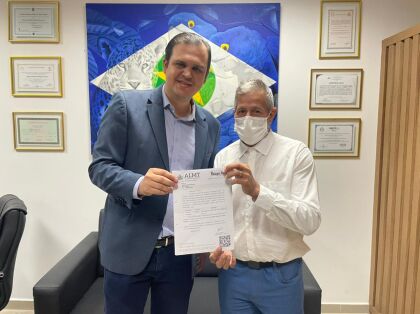 Thiago Silva viabiliza R$ 70 mil para aquisição de veículo para saúde de Jauru