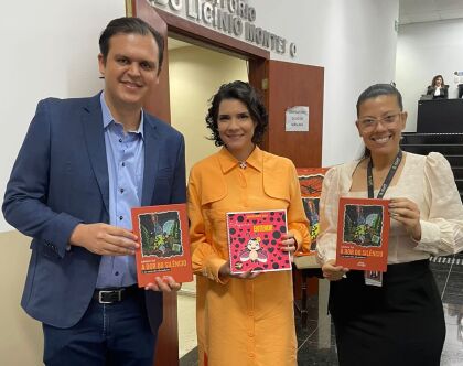 Thiago Silva apoia lançamento de livros e destaca atuação no combate aos crimes infanto-juvenis