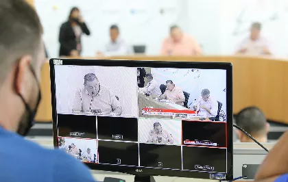 Do total de proposições recebidas pela comissão, 16 estão com pareceres prontos aguardando deliberação e 18 estão aptas para apreciação em plenária