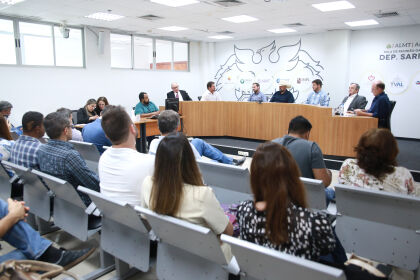 O presidente da Associação dos Produtores de Soja e Milho de Mato Grosso (Aprosoja-MT), Fernando Cadore, posicionou-se contrário à decisão que alterou o calendário de plantio 