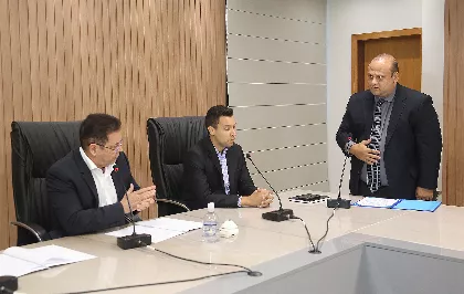 Roni Magnani toma posse como deputado estadual
