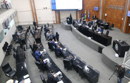 Ainda em redação final, os deputados estaduais aprovaram o Projeto de Lei 852/2023, também do Tribunal de Justiça, que altera a Lei nº 8.814, de 15 de janeiro de 2008