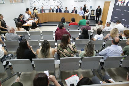 De acordo com o presidente da comissão, deputado Lúdio Cabral (PT), o objetivo foi debater junto com representantes do Ministério da Saúde, secretarias municipais e de Estado de Saúde o volume de recursos aplicados hoje