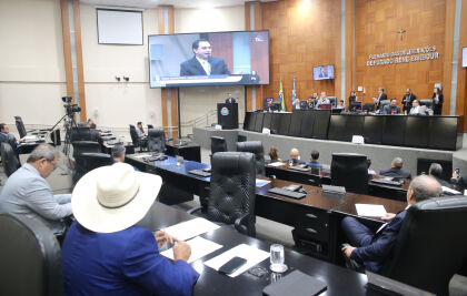 Sessão plenária matutina