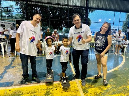 Thiago Silva participa de evento de comemoração aos sete anos da Associação