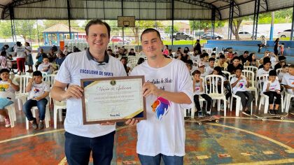 Deputado reconhece os trabalhos realizados pela Associação com entrega de Moção de Aplausos