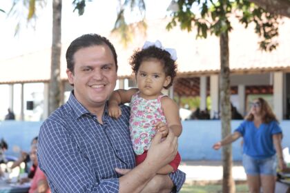 Thiago Silva propõe criação de programa para construção de creches