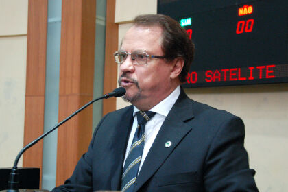 Pedro Satélite aprova privatização da BR-163 com prestação de serviços