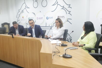 Ouvidora-geral Oneide Romera apresenta relatório à Comissão de Saúde da ALMT
