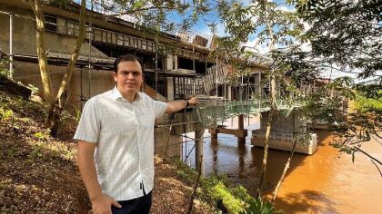Thiago Silva cobra celeridade na finalização de obra na ponte sobre o rio Vermelho