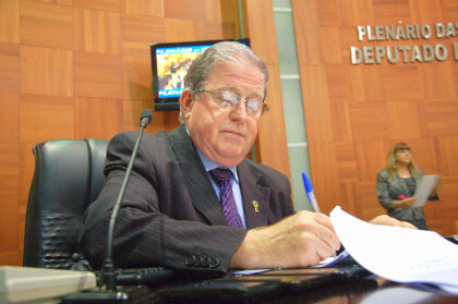 Deputado reivindica reestruturação do Ciretran de Canarana 