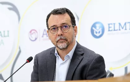 Deputado Lúdio Cabral comandou os debates durante a audiência pública que debateu a rede estadual de educação