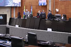 Sessão plenária vespertina