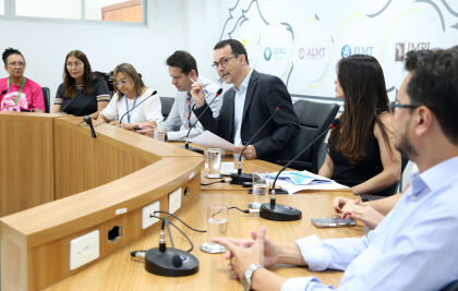 Audiência pública debate regulação do SUS em Mato Grosso