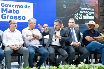 Deputado Dilmar Dal Bosco e Governador Mauro Mendes em reunião no Palácio Paiaguás