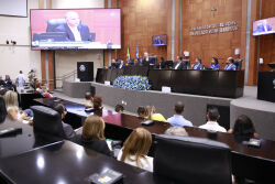 Sessão especial para entrega de honrarias e títulos de Cidadão Mato-grossense