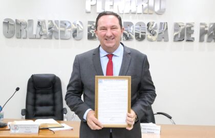 Deputado Barranco recebe título de cidadão de Nova Bandeirantes